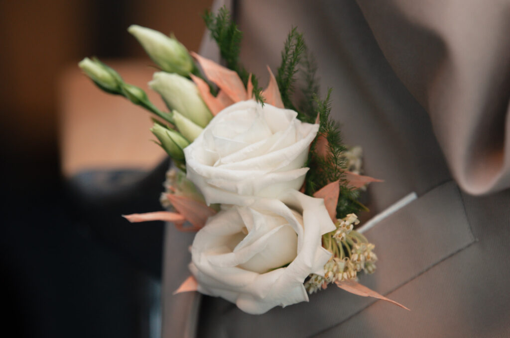 Hockenheimring Hochzeit - Gesteck fotografiert von HochzeitUndBild