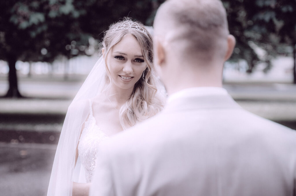 Laura-Kevin-002_v06