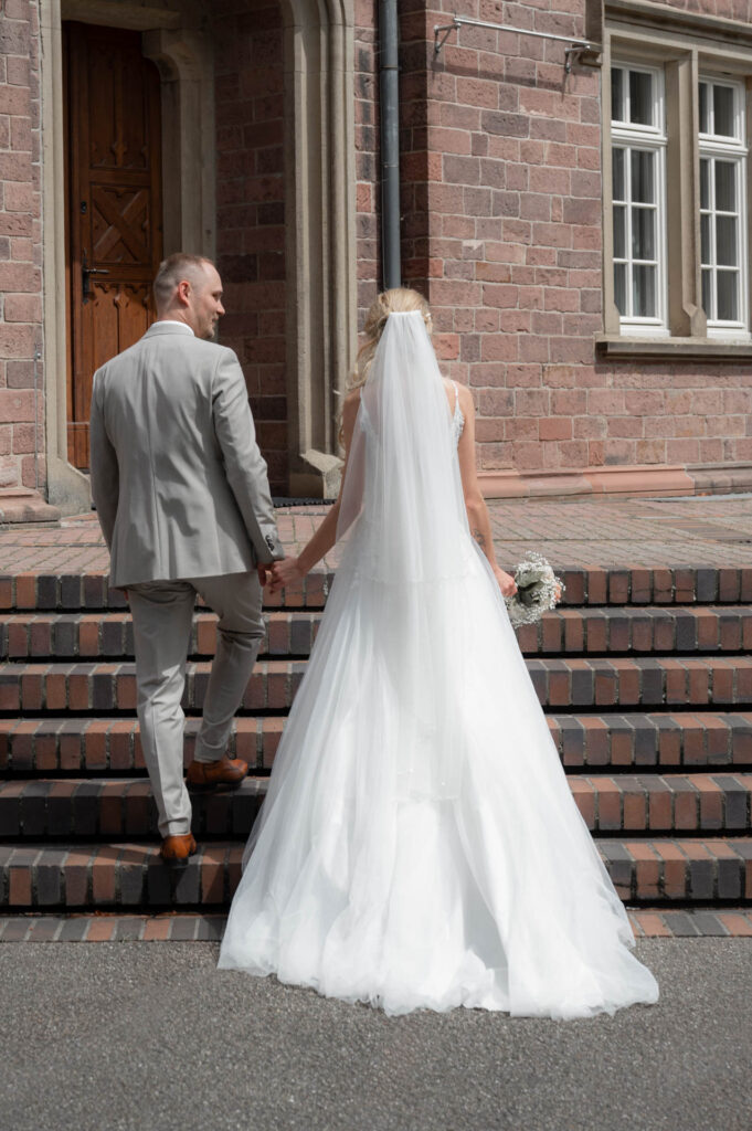 Hochzeitsfotograf Heidelberg_Brautpaarshooting vor dem Astorhaus Walldorf_043