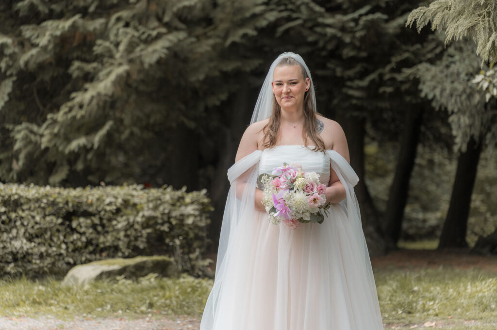 Die Braut ist fast bei ihrem Bräutigam